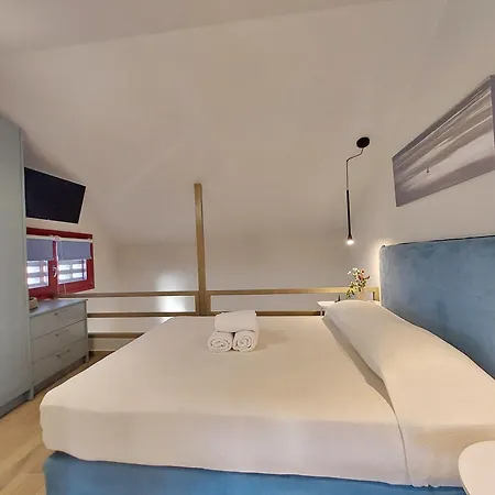 Apanema Homes In Chora *