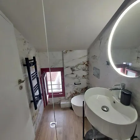 Apanema Homes In Chora
